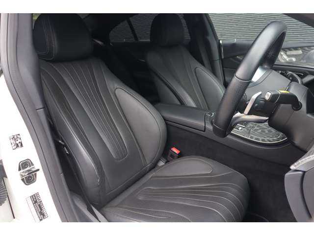 メルセデス・ベンツ ＣＬＳ２２０ｄ スポーツ エクスクルーシブPKG 大分県 2021(令3)年 4.4万km ダイヤモンドホワイト エクスクルーシブパッケージ/レーダーセーフティパッケージ/サンルーフ/ヘッドアップディスプレイ/純正ナビ/ＣａｒＰｌａｙ/地デジ/Bluetooth/ワイヤレス充電/全方位カメラ/黒革/シートヒーター（全席）/エアシート（D席/N席）/パワーシート（D席/N席）/LEDヘッドライト/オートハイビーム/純正１９インチＡＷ/純正フロアマット/ＥＴＣ