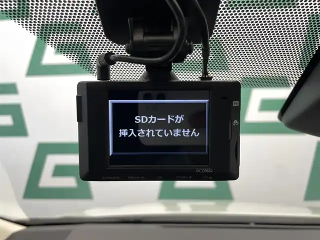 トヨタ カローラツーリング G 鹿児島県 2023(令5)年 0.6万km プラチナホワイトパールマイカ 純正ディスプレイオーディオ/（フルセグTV/Bluetooth/HDMI）/社外オーディオユニット/(DVD/CD)/バックカメラ/トヨタセーフティーセンス/　・プリクラッシュセーフティ/　・レーダークルーズコントロール/　・レーントレーシングアシスト/　・レーンディパーチャーアラート/　・ロードサインアシスト/電動パーキングアシスト/オートホールド/ステアリングリモコン/電動格納ミラー/前後ドライブレコーダー/ETC/LEDヘッドライト/純正ドアバイザー/禁煙車