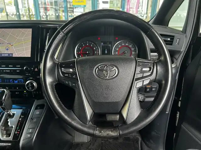 トヨタ アルファード S タイプゴールド 愛知県 2021(令3)年 5万km ブラック ワンオーナー/モデリスタエアロ(フロント・サイド・リア)/モデリスタマフラー/前後サンルーフ/フリップダウンモニター/ブラインドスポットモニター/デジタルインナーミラー/パワーバックドア/ナノイー/両側パワースライドドア/ハーフレザーシート/革巻きステアリング/純正ナビ(BT・フルセグTV)/純正フロアマット/AC100W/ドアバイザー/フォグランプ/ミラーウィンカー/アンビエントライト/バックカメラ/オットマン/クルーズコントロール/プッシュスタート/ETC/純正アルミホイール/保証書/取扱説明書/記録簿/スペアキー/エンジンスターター