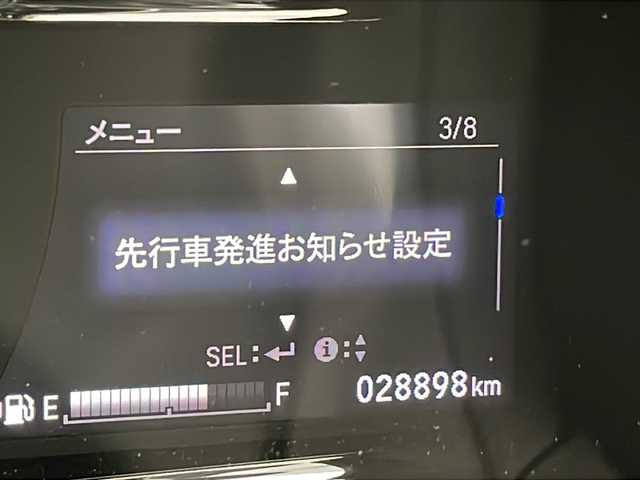 ホンダ ヴェゼル ハイブリッド 千葉県 2018(平30)年 2.9万km クリスタルブラックパール 衝突軽減ブレーキ/レーンキープアシスト/レーダークルーズコントロール/純正メモリナビ/（フルセグ/Bluetooth/CD/DVD/FM/AM）/バックカメラ/ETC/ドライブレコーダー（前後）/アイドリングストップ/パドルシフト/ハーフレザーシート/シートヒーター（運転席＋助手席）/LEDヘッドライト/フォグライト/電動格納ミラー/純正サイドバイザー/純正スタッドレスタイヤ（215/55/17R）