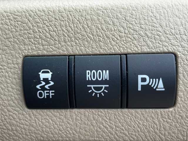 トヨタ アルファード 240X 富山県 2010(平22)年 4.9万km シルバーM 禁煙車/純正ナビ/TV（フルセグ）/バックカメラ/HIDランプ/クルーズコントロール/片側電動スライドドア/電動格納ミラー/プッシュスタート/ETC/スマートキー/純正アルミホイール/デュアルエアコン/カーテンエアバッグ/横滑り防止装置/盗難防止装置