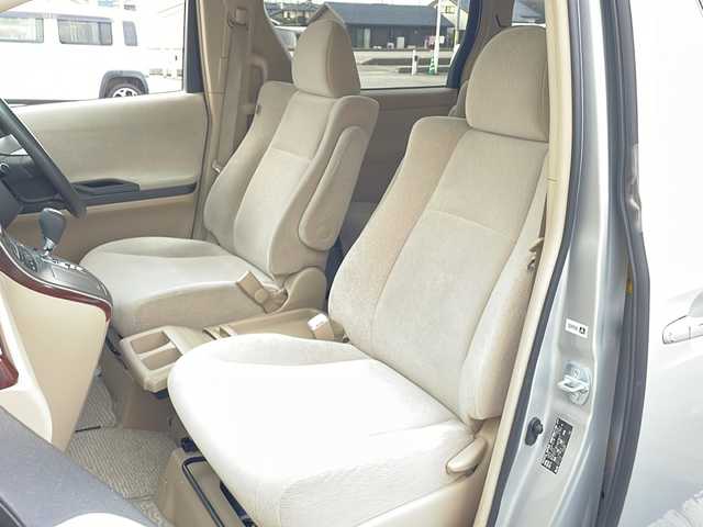 トヨタ アルファード 240X 富山県 2010(平22)年 4.9万km シルバーM 禁煙車/純正ナビ/TV（フルセグ）/バックカメラ/HIDランプ/クルーズコントロール/片側電動スライドドア/電動格納ミラー/プッシュスタート/ETC/スマートキー/純正アルミホイール/デュアルエアコン/カーテンエアバッグ/横滑り防止装置/盗難防止装置