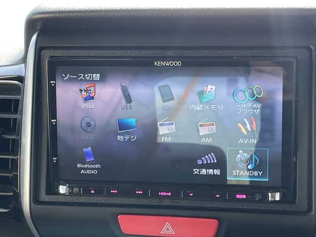 ホンダ Ｎ ＢＯＸ カスタム ターボ SSブラックSパッケージ 千葉県 2017(平29)年 6.4万km プレミアムホワイトパールⅡ ナビＭＤＶ－Ｚ７０４　バックカメラ　ＤＶＤ　フルセグＴＶ　ＢＴ　シートヒーター　両側パワースライドドア　クルーズコントロール　ビルトインＥＴＣ　革巻きステア　ハーフレザー　パドルシフト　ＨＩＤ　フォグ