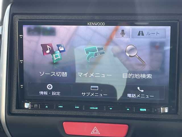 ホンダ Ｎ ＢＯＸ カスタム ターボ SSブラックSパッケージ 千葉県 2017(平29)年 6.4万km プレミアムホワイトパールⅡ ナビＭＤＶ－Ｚ７０４　バックカメラ　ＤＶＤ　フルセグＴＶ　ＢＴ　シートヒーター　両側パワースライドドア　クルーズコントロール　ビルトインＥＴＣ　革巻きステア　ハーフレザー　パドルシフト　ＨＩＤ　フォグ