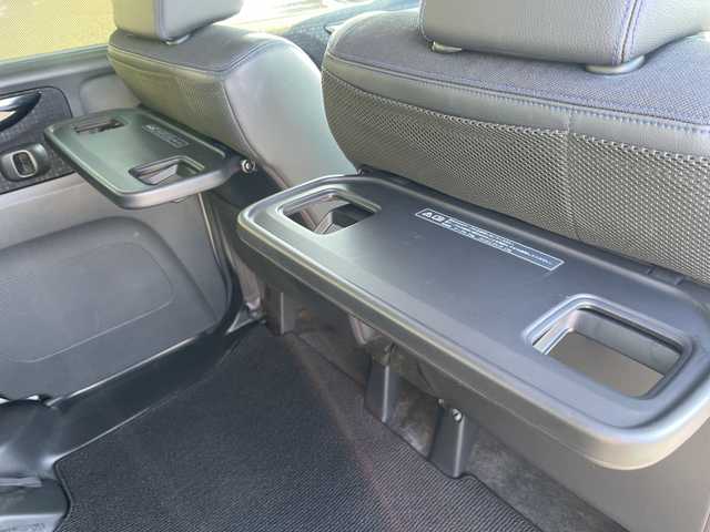 ホンダ Ｎ ＢＯＸ カスタム ターボ SSブラックSパッケージ 千葉県 2017(平29)年 6.4万km プレミアムホワイトパールⅡ ナビＭＤＶ－Ｚ７０４　バックカメラ　ＤＶＤ　フルセグＴＶ　ＢＴ　シートヒーター　両側パワースライドドア　クルーズコントロール　ビルトインＥＴＣ　革巻きステア　ハーフレザー　パドルシフト　ＨＩＤ　フォグ