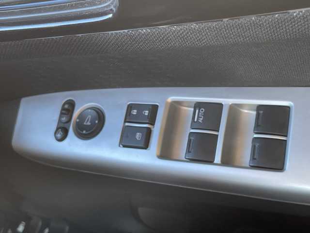 ホンダ Ｎ ＢＯＸ カスタム ターボ SSブラックSパッケージ 千葉県 2017(平29)年 6.4万km プレミアムホワイトパールⅡ ナビＭＤＶ－Ｚ７０４　バックカメラ　ＤＶＤ　フルセグＴＶ　ＢＴ　シートヒーター　両側パワースライドドア　クルーズコントロール　ビルトインＥＴＣ　革巻きステア　ハーフレザー　パドルシフト　ＨＩＤ　フォグ