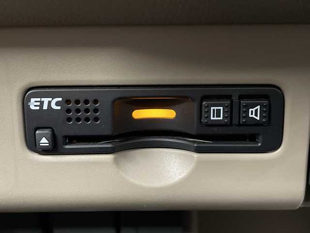 ホンダ Ｎ ＷＧＮ G SSパッケージⅡ 神奈川県 2018(平30)年 3.7万km プレミアムホワイトパールⅡ 純正7インチディーラーナビ【VXM-184ci】/バックカメラ/Bluetooth・CD・USB・TV/バックカメラ/あんしんパッケージ/ビルトインETC/純正フロアマット/ステアリングスイッチ/プッシュスタート/スマートキー/スペアキー