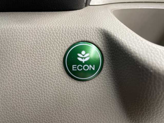 ホンダ Ｎ ＷＧＮ G SSパッケージⅡ 神奈川県 2018(平30)年 3.7万km プレミアムホワイトパールⅡ 純正7インチディーラーナビ【VXM-184ci】/バックカメラ/Bluetooth・CD・USB・TV/バックカメラ/あんしんパッケージ/ビルトインETC/純正フロアマット/ステアリングスイッチ/プッシュスタート/スマートキー/スペアキー