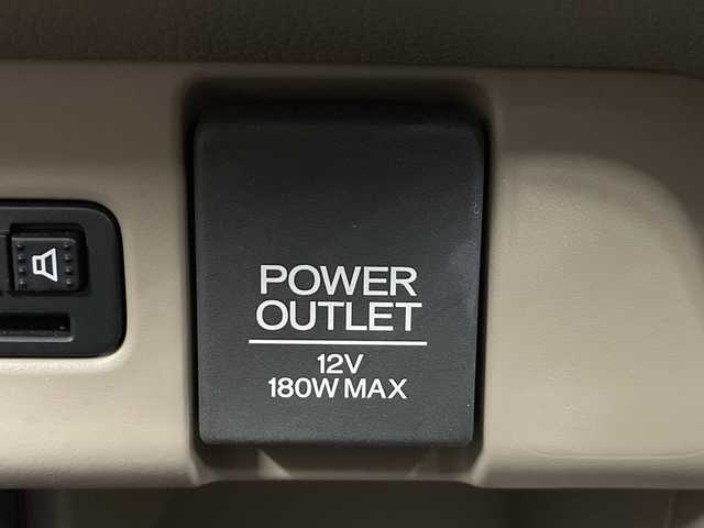 ホンダ Ｎ ＷＧＮ G SSパッケージⅡ 神奈川県 2018(平30)年 3.7万km プレミアムホワイトパールⅡ 純正7インチディーラーナビ【VXM-184ci】/バックカメラ/Bluetooth・CD・USB・TV/バックカメラ/あんしんパッケージ/ビルトインETC/純正フロアマット/ステアリングスイッチ/プッシュスタート/スマートキー/スペアキー