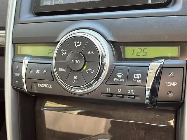 トヨタ マークＸ 250G Four 栃木県 2013(平25)年 7.8万km ホワイトパールクリスタルシャイン (株)IDOMが運営する【じしゃロン宇都宮店】の自社ローン対象車両になります。こちらは現金ご利用時の価格です。自社ローンご希望の方は別途その旨お申付け下さい。/純正ナビ/バックカメラ/フルセグ/Ｂｌｕｅｔｏｏｔｈ/ビルトインＥＴＣ/パワーシート/ＨＩＤヘッドライト/オートライト/スマートキー/プッシュボタンスタート/４ＷＤ/純正アルミホイール