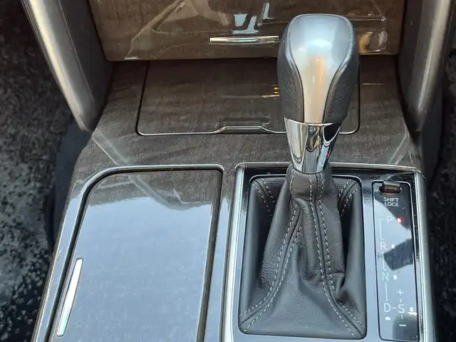 トヨタ マークＸ 250G Four 栃木県 2013(平25)年 7.8万km ホワイトパールクリスタルシャイン (株)IDOMが運営する【じしゃロン宇都宮店】の自社ローン対象車両になります。こちらは現金ご利用時の価格です。自社ローンご希望の方は別途その旨お申付け下さい。/純正ナビ/バックカメラ/フルセグ/Ｂｌｕｅｔｏｏｔｈ/ビルトインＥＴＣ/パワーシート/ＨＩＤヘッドライト/オートライト/スマートキー/プッシュボタンスタート/４ＷＤ/純正アルミホイール