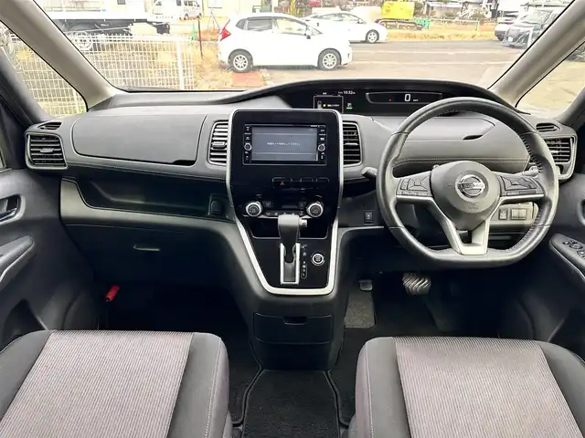 日産 セレナ ハイウェイスター Vセレクション 宮城県 2017(平29)年 6.1万km アズライトブルー エマージェンシーブレーキ/車線逸脱警報/純正フリップダウンモニター/純正ナビ（MM317D-W）/・CD/DVD/・Bluetooth/・フルセグTV/バックカメラ/ETC/両側電動スライドドア/革巻きステアリング/クルーズコントロール/LEDヘッドランプ/フォグランプ/オートライト/スマートキー＆プッシュスタート/電動格納ミラー/純正16インチアルミホイール/純正フロアマット/純正ドアバイザー/Wエアバッグ