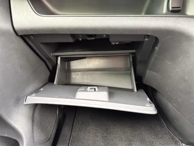 日産 セレナ ハイウェイスター Vセレクション 宮城県 2017(平29)年 6.1万km アズライトブルー エマージェンシーブレーキ/車線逸脱警報/純正フリップダウンモニター/純正ナビ（MM317D-W）/・CD/DVD/・Bluetooth/・フルセグTV/バックカメラ/ETC/両側電動スライドドア/革巻きステアリング/クルーズコントロール/LEDヘッドランプ/フォグランプ/オートライト/スマートキー＆プッシュスタート/電動格納ミラー/純正16インチアルミホイール/純正フロアマット/純正ドアバイザー/Wエアバッグ