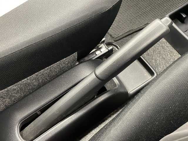 ダイハツ ミラ イース X SAⅢ 栃木県 2018(平30)年 3万km スカイブルーメタリック ダイハツ純正オーディオ/　CD/FM/AM/衝突被害軽減ブレーキ/横滑り防止/誤発進抑制制御機/車線逸脱警報機能/先行車発進お知らせ機能/コーナーセンサー/ＬＥＤヘッドライト/純正フロアマット/オートハイビーム/電動格納ミラー/UVカットガラス/ドアバイザー