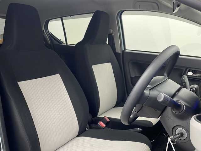 ダイハツ ミラ イース X SAⅢ 栃木県 2018(平30)年 3万km スカイブルーメタリック ダイハツ純正オーディオ/　CD/FM/AM/衝突被害軽減ブレーキ/横滑り防止/誤発進抑制制御機/車線逸脱警報機能/先行車発進お知らせ機能/コーナーセンサー/ＬＥＤヘッドライト/純正フロアマット/オートハイビーム/電動格納ミラー/UVカットガラス/ドアバイザー