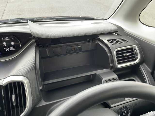 スズキ ソリオ バンディット HV MV Dカメラ ブレーキS 山口県 2016(平28)年 9.8万km ムーンライトバイオレットPM 純正SDナビ　【KXM-E500W】/・Bluetooth接続/・フルセグTV/・DVD再生機能有/ビルトインETC/アイドリングストップ/横滑り防止装置/スズキセーフティサポート/クルーズコントロール/片側パワースライドドア/スマートキー/プッシュスタート/スペアキー1本/純正フロアマット/サンシェード/純正15インチアルミホイール/ドアバイザー/ウィンカーミラー/取り扱い説明書/保証書