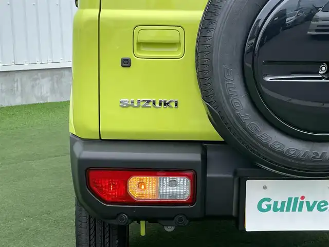 スズキ ジムニー XC 香川県 2025(令7)年 0.1万km未満 キネティックイエロー 登録時走行距離：14km/ワンオーナー/デュアルセンサーブレーキサポート/誤発進抑制機能/車線逸脱警報機能/ふらつき警報機能/ハイビームアシスト/先行車発進お知らせ機能/コーナーセンサー/シートヒーター/LEDヘッドライト/純正フロアマット/純正16インチAW/スマートキー×２/アイドリングストップ/保証書/取扱説明書