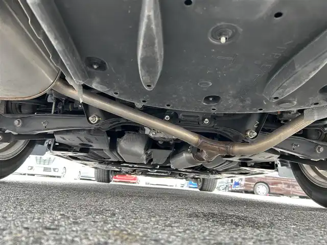 トヨタ クラウン アスリート S-T 滋賀県 2017(平29)年 3.5万km プレシャスブラックパール ガソリン/2WD(FR)/8速AT/純正ナビ/(FM/AM/CD/DVD/フルセグ/Bluetooth)/バックカメラ/ETC/プリクラッシュブレーキアシスト	/踏み間違い防止アシスト	/レーンキープアシスト	/レーダークルーズコントロール/インテリジェントクリアランスソナー/運転席・助手席シートヒーター/運転席・助手席シートベンチレーション/電動格納ミラー/アイドリングストップ/革巻きステアリング/ステアリングスイッチ/パドルシフト/オートライト/LEDヘッドライト/フロントフォグ/オートマチックハイビーム/フルオートエアコン/プッシュスタート/スマートキー/純正フロアマット