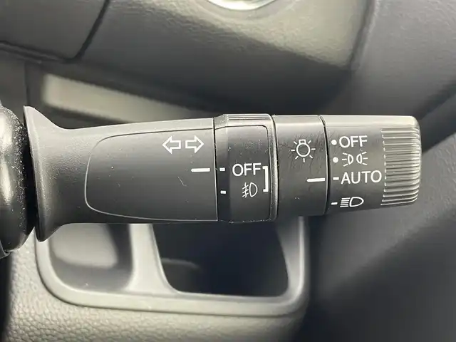 ホンダ Ｎ ＢＯＸ カスタム L ターボ 茨城県 2022(令4)年 2.9万km プラチナホワイトパール 社外ナビ/バックカメラ/フルセグ/社外後席モニター/衝突被害軽減ブレーキ/車線逸脱抑制装置/レーダークルーズコントロール/オートマチックハイビーム/ソナー/両側電動スライドドア/ETC/ドラレコ/シートヒーター/純正15インチAW/LEDヘッドライト/スマートキー