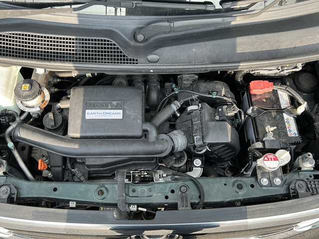 ホンダ Ｎ ＢＯＸ G L ホンダセンシング 愛媛県 2020(令2)年 1.1万km ブリティッシュグリーンP 純正ナビ（VXM-204VFI）/　フルセグ/AM/FM/Bluetooth/DVD/バックカメラ/レーダークルーズコントロール/ビルトインETC/D/N席シートヒーター/片側パワースライドドア/前後コーナーセンサー/衝突軽減ブレーキ/LEDヘッドライト/純正フロアマット/スマートキー