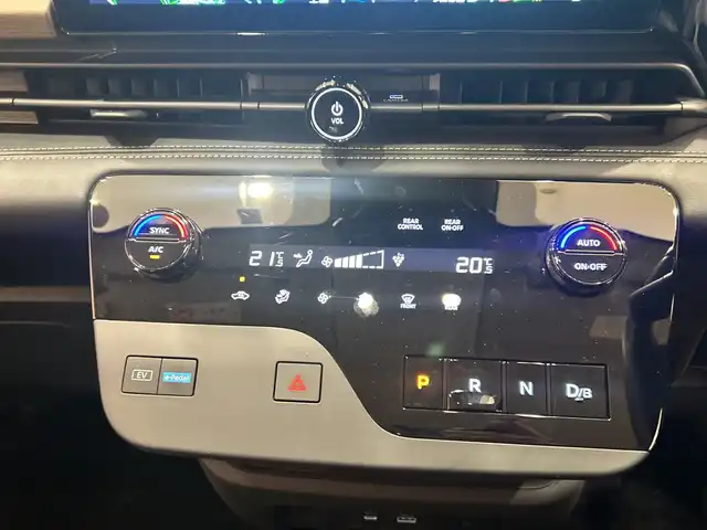 日産 セレナ e－パワー ハイウェイスター V 埼玉県 2023(令5)年 1.6万km プリズムホワイト プロパイロット/純正ナビ/　　BT/USB/フルセグTV/純正フリップダウンモニター/アラウンドビューモニター/両側パワースライドドア/レーダークルーズコントロール/LEDオートライト/純正16インチAW/デジタルインナーミラー/ステアリングスイッチ/プッシュスタート/ETC/禁煙車