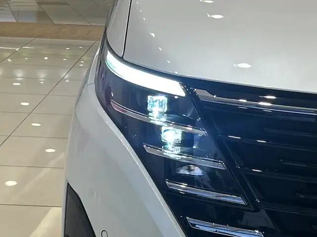 日産 セレナ e－パワー ハイウェイスター V 埼玉県 2023(令5)年 1.6万km プリズムホワイト プロパイロット/純正ナビ/　　BT/USB/フルセグTV/純正フリップダウンモニター/アラウンドビューモニター/両側パワースライドドア/レーダークルーズコントロール/LEDオートライト/純正16インチAW/デジタルインナーミラー/ステアリングスイッチ/プッシュスタート/ETC/禁煙車