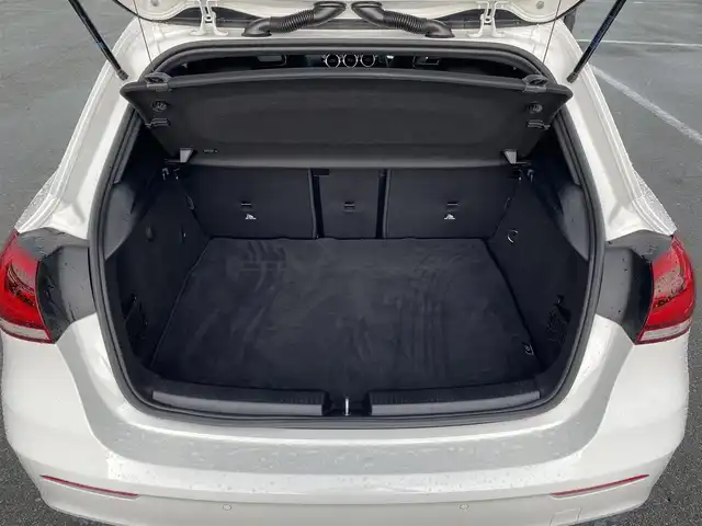 メルセデス・ベンツ Ａ２００ｄ 福岡県 2020(令2)年 3.9万km ポーラホワイト ・アダプティブクルーズコントロール/・純正ナビ/USB/BT/・バックカメラ/・ハーフレザーシート/シートヒーター/・純正ドライブレコーダー/・フルセグ/・ETC/・純正18AW/・スペアキー/・自動駐車システム