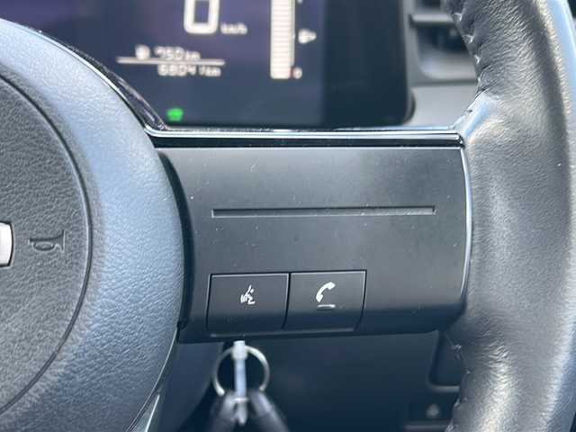 日産 ノート X FOUR 秋田県 2023(令5)年 6.8万km ダークメタルグレー 社外メモリナビ/社外BT/ドライブレコーダー/前後コーナーセンサー/４WD/スペアキー/取説、保証書