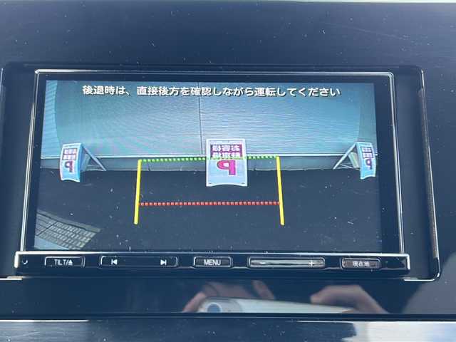 日産 ノート X FOUR 秋田県 2023(令5)年 6.8万km ダークメタルグレー 社外メモリナビ/社外BT/ドライブレコーダー/前後コーナーセンサー/４WD/スペアキー/取説、保証書