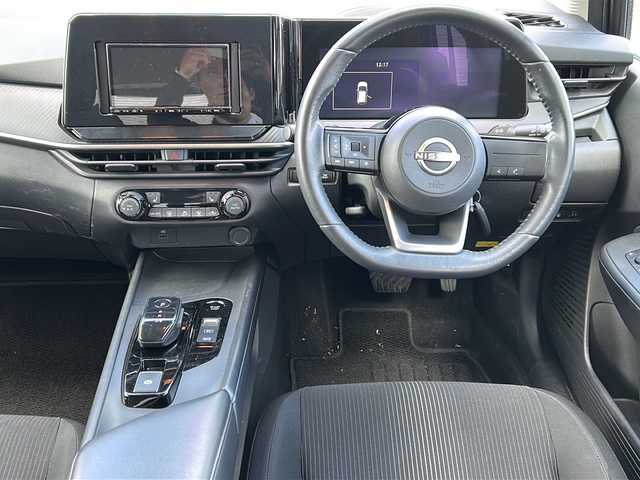 日産 ノート X FOUR 秋田県 2023(令5)年 6.8万km ダークメタルグレー 社外メモリナビ/社外BT/ドライブレコーダー/前後コーナーセンサー/４WD/スペアキー/取説、保証書