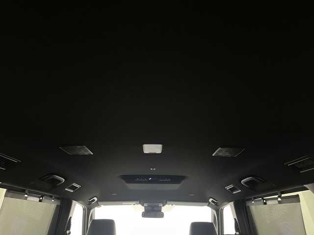 トヨタ ノア S－Z 群馬県 2025(令7)年 1.3万km アティチュードブラックマイカ 純正１０．５型ナビ　全周囲カメラ　ＣＤ／ＤＶＤデッキ　フルセグＴＶ　ＢＳＭ　ＥＴＣ２．０　ハーフレザーシート　シートヒーター　両側電動スライドドア　衝突被害軽減ブレーキ　レーンアシスト　禁煙車