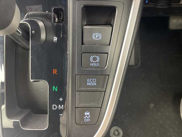 トヨタ ノア S－Z 群馬県 2025(令7)年 1.3万km アティチュードブラックマイカ 純正１０．５型ナビ　全周囲カメラ　ＣＤ／ＤＶＤデッキ　フルセグＴＶ　ＢＳＭ　ＥＴＣ２．０　ハーフレザーシート　シートヒーター　両側電動スライドドア　衝突被害軽減ブレーキ　レーンアシスト　禁煙車