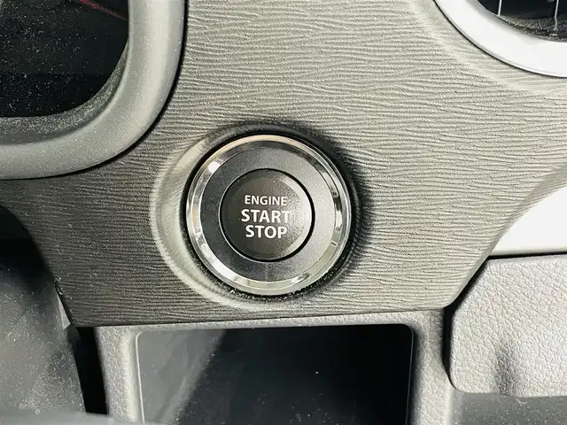 スズキ ワゴンＲ スティングレー X 福島県 2013(平25)年 3.5万km ブルーイッシュブラックパール3 安全装備/・衝突軽減ブレーキ/・車両走行安定補助システム/・誤発進抑制機能/・エマージェンシーストップシグナル/社外ＳＤナビ（AVN-133M）/・ワンセグＴＶ/・バックカメラ/・ＣＤ　/・AM/FM/前方ドライブレコーダー/冬タイヤ社外ホイール積込（同サイズ）/純正ホイール/フロアマット/サイドバイザー/ベンチシート/オートライト/フォグランプ/アイドリングストップ/スマートキー/プッシュスタート