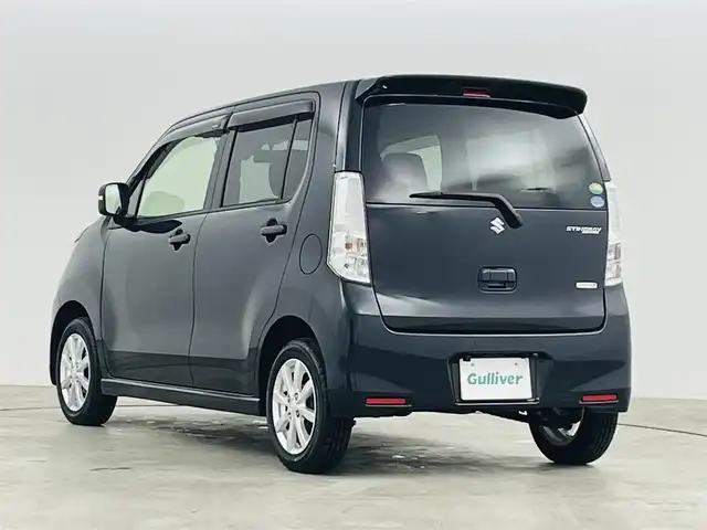 スズキ ワゴンＲ スティングレー X 福島県 2013(平25)年 3.5万km ブルーイッシュブラックパール3 安全装備/・衝突軽減ブレーキ/・車両走行安定補助システム/・誤発進抑制機能/・エマージェンシーストップシグナル/社外ＳＤナビ（AVN-133M）/・ワンセグＴＶ/・バックカメラ/・ＣＤ　/・AM/FM/前方ドライブレコーダー/冬タイヤ社外ホイール積込（同サイズ）/純正ホイール/フロアマット/サイドバイザー/ベンチシート/オートライト/フォグランプ/アイドリングストップ/スマートキー/プッシュスタート