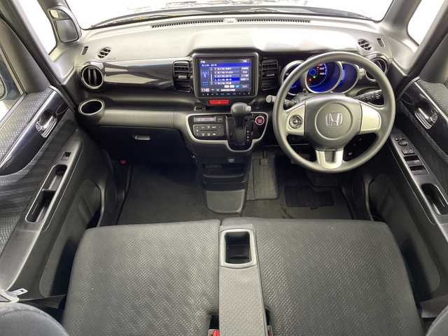 ホンダ Ｎ ＢＯＸ カスタム G 岐阜県 2015(平27)年 9.1万km スマートブラック 純正8インチナビ/（CD/DVD/Bluetooth/TV/HDMI/SD）/バックカメラ/両側パワースライドドア/ETC/フォグランプ/スマートキー/電動格納ミラー/純正AW/ドアバイザー/オートLEDライト