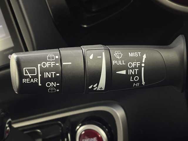 ホンダ Ｎ ＢＯＸ カスタム G 岐阜県 2015(平27)年 9.1万km スマートブラック 純正8インチナビ/（CD/DVD/Bluetooth/TV/HDMI/SD）/バックカメラ/両側パワースライドドア/ETC/フォグランプ/スマートキー/電動格納ミラー/純正AW/ドアバイザー/オートLEDライト