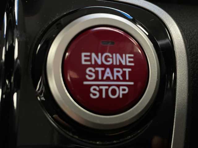 ホンダ Ｎ ＢＯＸ カスタム G 岐阜県 2015(平27)年 9.1万km スマートブラック 純正8インチナビ/（CD/DVD/Bluetooth/TV/HDMI/SD）/バックカメラ/両側パワースライドドア/ETC/フォグランプ/スマートキー/電動格納ミラー/純正AW/ドアバイザー/オートLEDライト