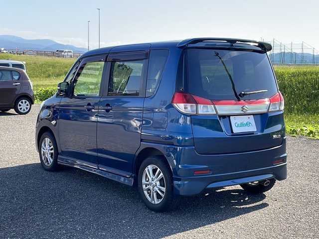 スズキ ソリオ S 新潟県 2011(平23)年 7.6万km グレースブルーパールメタリック 4WD/社外メモリナビ(AVIC-ZH0007)/ETC/ドライブレコーダー/両側パワースライドドア/運転席シートヒーター /ミラーヒーター/スマートキー/プッシュスタート/キセノンヘッドライト/オートライト/フォグランプ/社外14インチアルミホイール