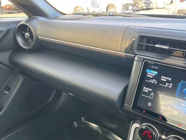 スバル ＢＲＺ S 茨城県 2021(令3)年 0.5万km 青 登録時走行距離5000km未満/純正SDナビ/横滑り防止装置/オートライト/LEDヘッドライト/Bluetooth/バックカメラ/USB入力端子/ETC/シートヒーター/ドライブレコーダー/冷房AAC/クルーズコントロール/スマートキー/保証書、取扱説明書