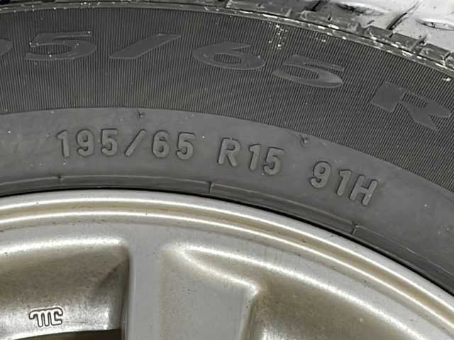 スバル インプレッサ スポーツ 1．6i－L プラウドED 広島県 2016(平28)年 5.1万km クリスタルブラックシリカ 禁煙/社外ディスプレイオーディオ/バックカメラ/ＥＴＣ/フルセグＴＶ/Ｂｌｕｅｔｏｏｔｈ/ＨＩＤヘッドランプ/フォグランプ/パドルシフト/プッシュスタート/フロアマット/カーテンエアバッグ/横滑り防止/エアバッグ(運転席/助手席/サイド/カーテン)/純正15インチアルミホイール(195/65/R15)
