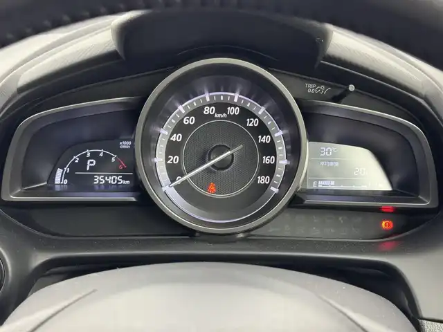 マツダ ＣＸ－３ XD 福岡県 2016(平28)年 3.6万km ソウルレッドプレミアムメタリック マツダコネクトナビ（フルセグＴＶ）　/バックカメラ　/ＥＴＣ　/コーナーセンサー　/クルーズコントロール　/衝突被害軽減　/レーンキープ　/アクセル踏み間違い防止　/アイドリングストップ　/純正１６インチＡＷ　/ＬＥＤ