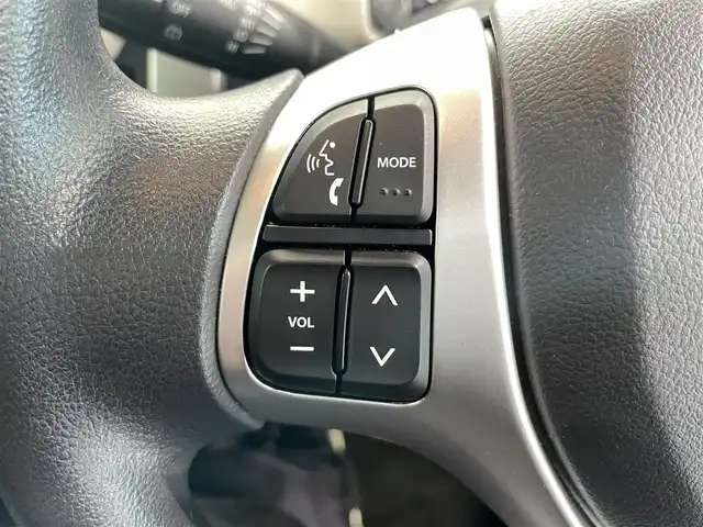 スズキ ハスラー G 鹿児島県 2019(平31)年 3.7万km フェニックスレッドパール/ブルーイッシュブラックパール 禁煙車/純正ナビ/(フルセグTV/Bluetooth/DVD/CD)/デジタルインナーミラー(ドラレコ機能付き)/前席シートヒーター/衝突軽減ブレーキ/誤発進抑制機能/横滑り防止機能/ETC/純正フロアマット/ドアバイザー/アイドリングストップ/スマートキー