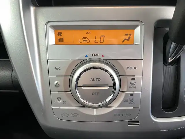 スズキ ハスラー G 鹿児島県 2019(平31)年 3.7万km フェニックスレッドパール/ブルーイッシュブラックパール 禁煙車/純正ナビ/(フルセグTV/Bluetooth/DVD/CD)/デジタルインナーミラー(ドラレコ機能付き)/前席シートヒーター/衝突軽減ブレーキ/誤発進抑制機能/横滑り防止機能/ETC/純正フロアマット/ドアバイザー/アイドリングストップ/スマートキー