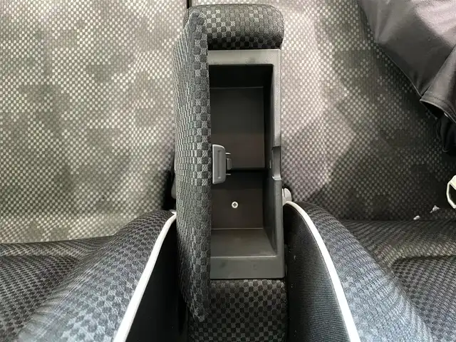 スズキ ハスラー G 鹿児島県 2019(平31)年 3.7万km フェニックスレッドパール/ブルーイッシュブラックパール 禁煙車/純正ナビ/(フルセグTV/Bluetooth/DVD/CD)/デジタルインナーミラー(ドラレコ機能付き)/前席シートヒーター/衝突軽減ブレーキ/誤発進抑制機能/横滑り防止機能/ETC/純正フロアマット/ドアバイザー/アイドリングストップ/スマートキー