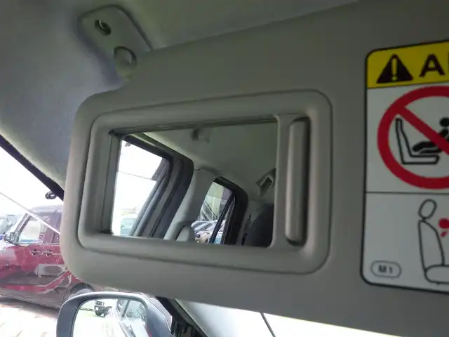 トヨタ ライズ Z 千葉県 2021(令3)年 3.9万km ナチュラルベージュマイカM スマートアシストIII/レーダークルーズコントロール/エコアイドル/スマートペダル/前席シートヒーター/ディスプレイオーディオ/純正地デジTV/【Apple CarPlay　Android Auto対応】/【Bluetooth接続】/バックカメラ/革巻きステアリング/ステアリングスイッチ/ETC/LEDヘッドライト/フォグライト/ウインカーミラー/コーナーセンサー/純正17インチアルミホイル/サイド/カーテンエアバッグ/キーフリーシステム