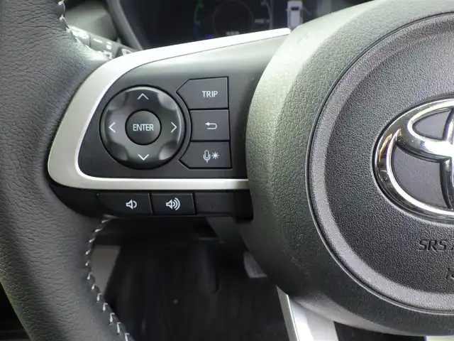 トヨタ ライズ Z 千葉県 2021(令3)年 3.9万km ナチュラルベージュマイカM スマートアシストIII/レーダークルーズコントロール/エコアイドル/スマートペダル/前席シートヒーター/ディスプレイオーディオ/純正地デジTV/【Apple CarPlay　Android Auto対応】/【Bluetooth接続】/バックカメラ/革巻きステアリング/ステアリングスイッチ/ETC/LEDヘッドライト/フォグライト/ウインカーミラー/コーナーセンサー/純正17インチアルミホイル/サイド/カーテンエアバッグ/キーフリーシステム