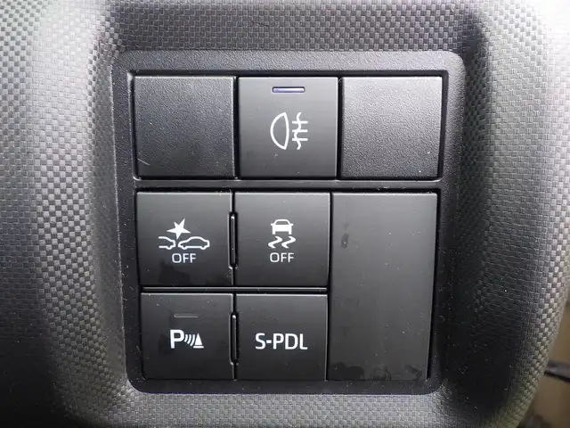 トヨタ ライズ Z 千葉県 2021(令3)年 3.9万km ナチュラルベージュマイカM スマートアシストIII/レーダークルーズコントロール/エコアイドル/スマートペダル/前席シートヒーター/ディスプレイオーディオ/純正地デジTV/【Apple CarPlay　Android Auto対応】/【Bluetooth接続】/バックカメラ/革巻きステアリング/ステアリングスイッチ/ETC/LEDヘッドライト/フォグライト/ウインカーミラー/コーナーセンサー/純正17インチアルミホイル/サイド/カーテンエアバッグ/キーフリーシステム