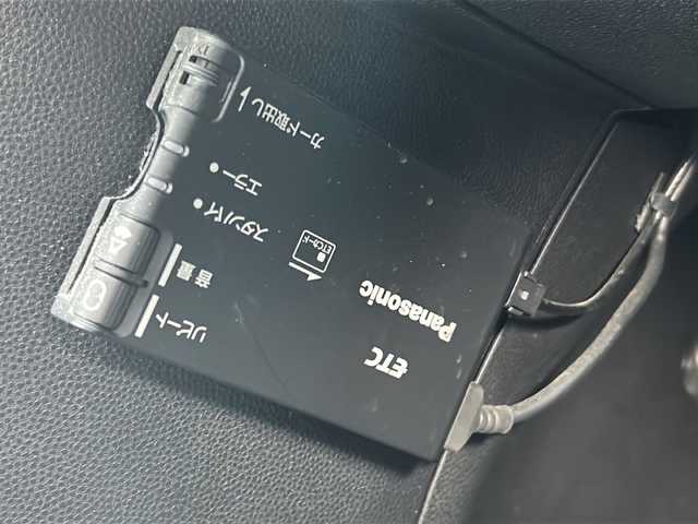 マツダ デミオ 13－スカイA Sスター グレイス 石川県 2013(平25)年 4.4万km クリスタルホワイトパールマイカ ワンオーナー/社外SDナビゲーション/【Bluetooth・フルセグTV・CD・DVD・SD】/バックカメラ/ナビ内蔵前方ドライブレコーダー/LEDヘッドランプ/・オートライト/・フォグランプ/スマートキー/ETC/ステアリングリモコン/横滑り防止装置/アイドリングストップ/アイドリングストップ/保証書/取扱説明書