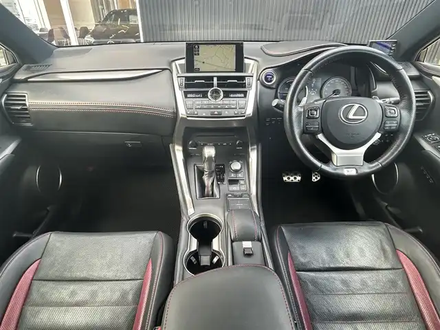 レクサス ＮＸ 300h Fスポーツ 福岡県 2015(平27)年 14.3万km ソニッククォーツ サンルーフ/Ｌｅｘｕｓｓａｆｅｔｙｓｙｓｔｅｍ＋　/アダプティブクルーズコントロール/レーンキープアシスト/三眼LEDヘッドライト/黒革シート　/前席ベンチレーション　/前席シートヒーター/ステアリングヒーター/純正ナビ/フルセグTV/Bluetooth/バックカメラ　/パワーバックドア　/前方ドライブレコーダー/社外レーダー探知機　/ＥＴＣ２．０/取扱説明書/保証書/スペアキー×1