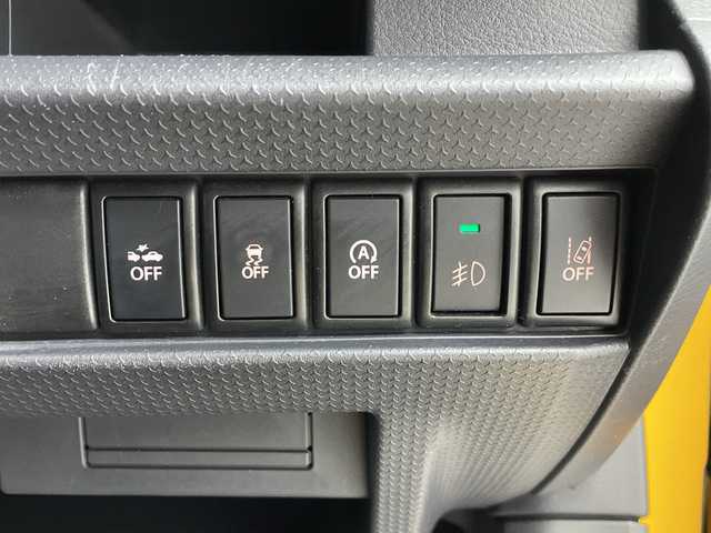 マツダ フレア クロスオーバー XS 福島県 2016(平28)年 2.7万km アクティブイエロー/ブラック2トーン /禁煙車//4WD//社外ナビ//BluetoothAudio//フルセグTV//ETC//シートヒーター//純正フロアマット//純正15インチアルミホイール//レーンキープアシスト//HIDヘッドライト//オートライト//フォグランプ//アイドリングストップ//衝突軽減システム//スマートキー//スペアキー1本あり